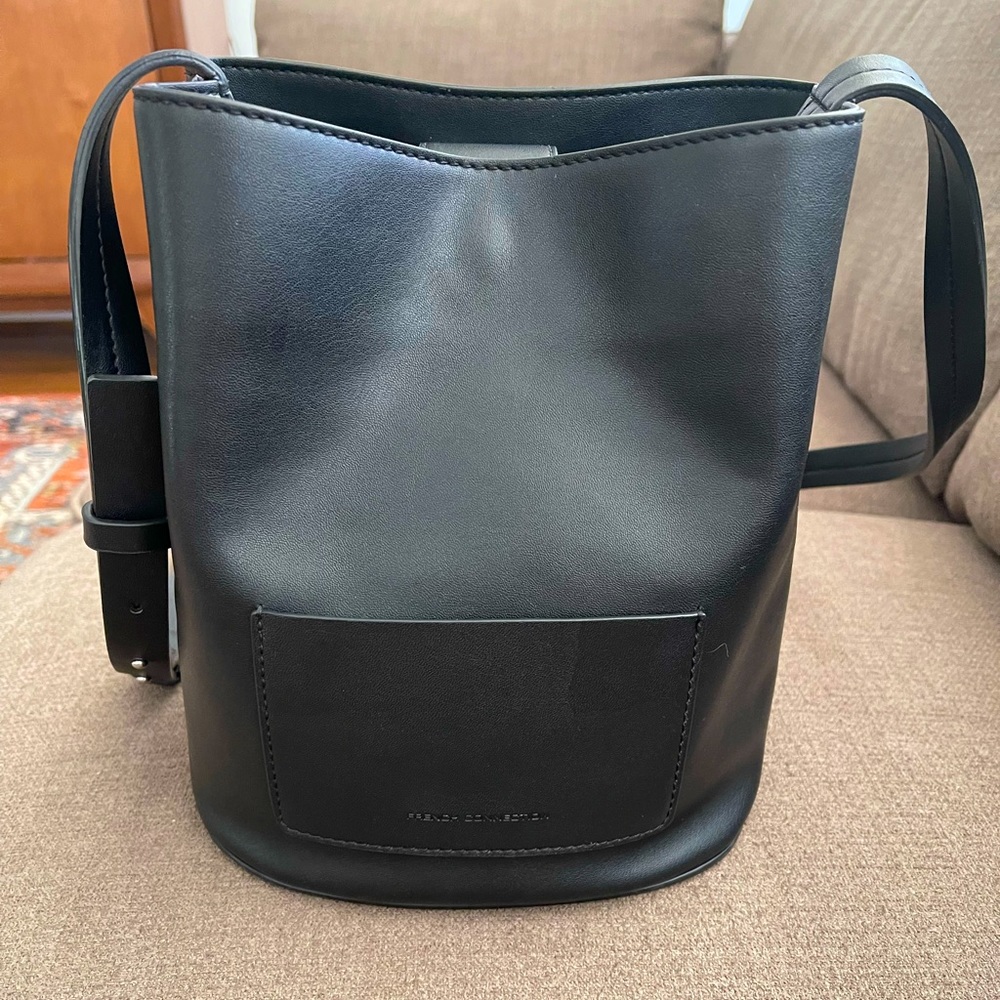 FRENCH CONNECTION BIJOU BUCKET BAG